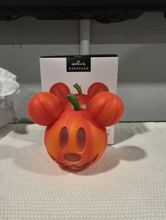 Hallmark Other - Halloween Mickey Jack-O'-Lantern 2024 Ornament